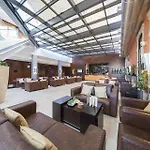 - Hotel, Termas & 4* 蒙特里尔
