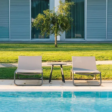 - Hotel, Termas & Ξενοδοχείο 4*