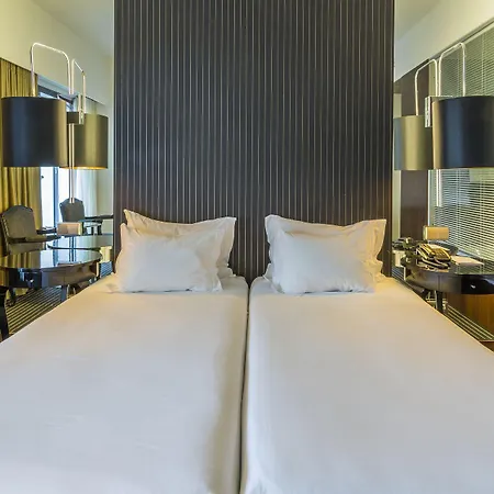 - Hotel, Termas & Hotel 4*