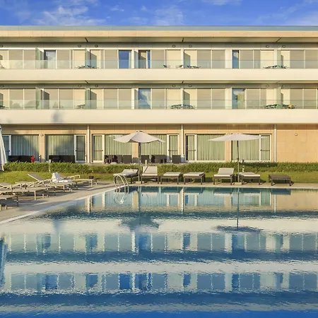 - Hotel, Termas & Szálloda Monte Real