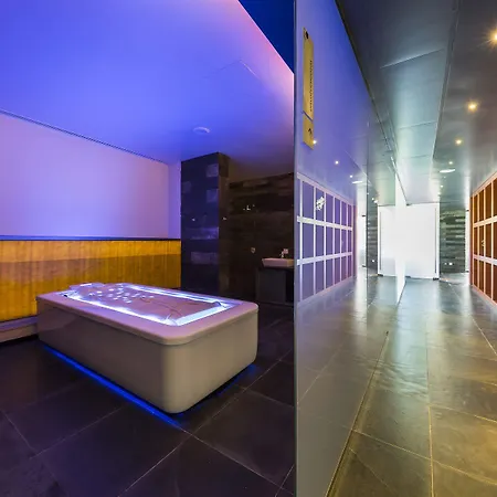 - Hotel, Termas &