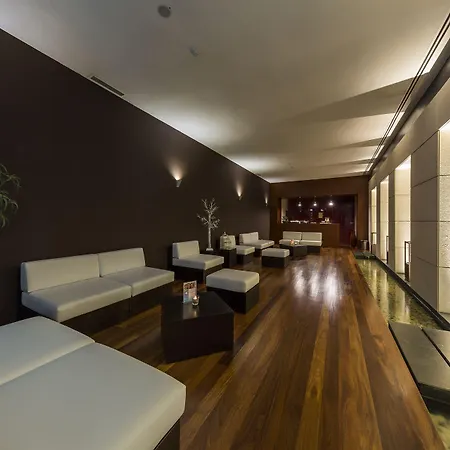 - Hotel, Termas & Szálloda Monte Real