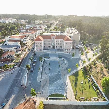 - Hotel, Termas & Hotell Monte Real