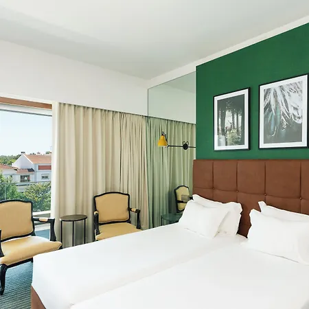 - Hotel, Termas & מונטה ריאל