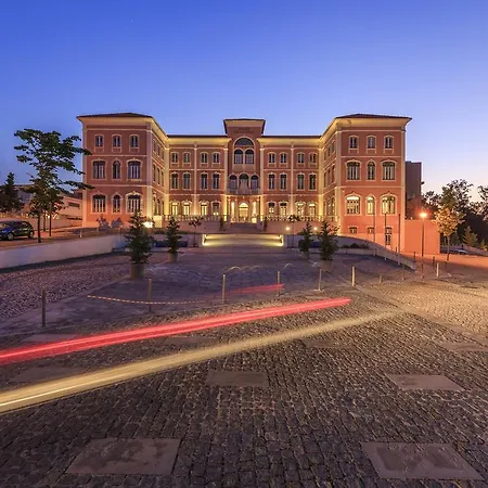 - Hotel, Termas &
