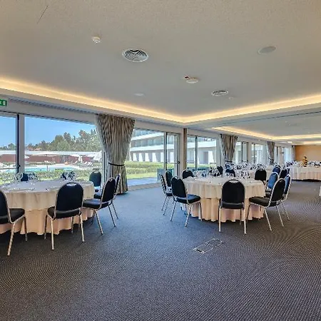 - Hotel, Termas & מלון 4*