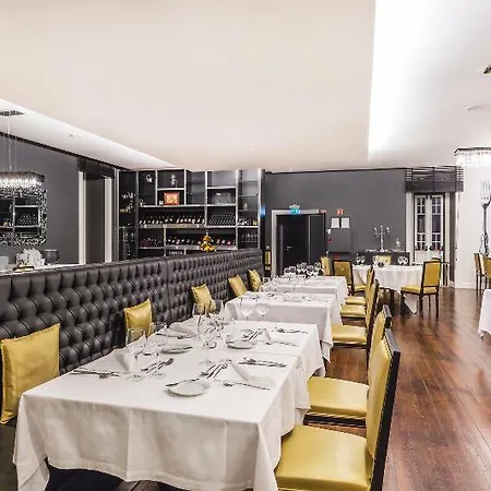 - Hotel, Termas & Hotel