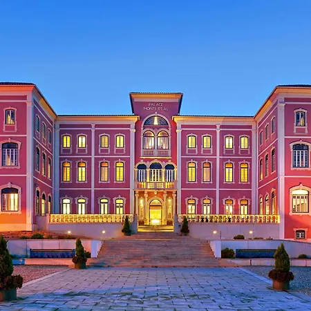 - Hotel, Termas & Hotel 4*