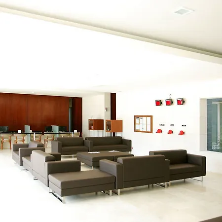 - Hotel, Termas & Hotel 4*