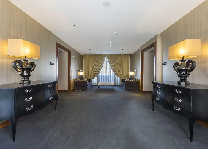 - Hotel, Termas & 4*