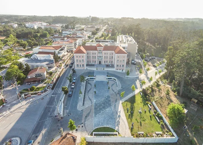 - Hotel, Termas & Hotel Monte Real